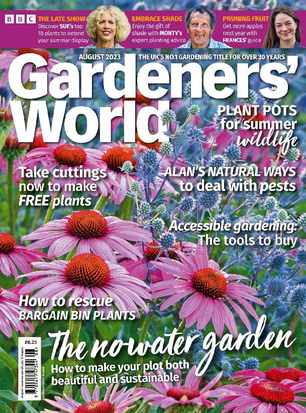 Growing Potatoes in a Bag - BBC Gardeners World Magazine