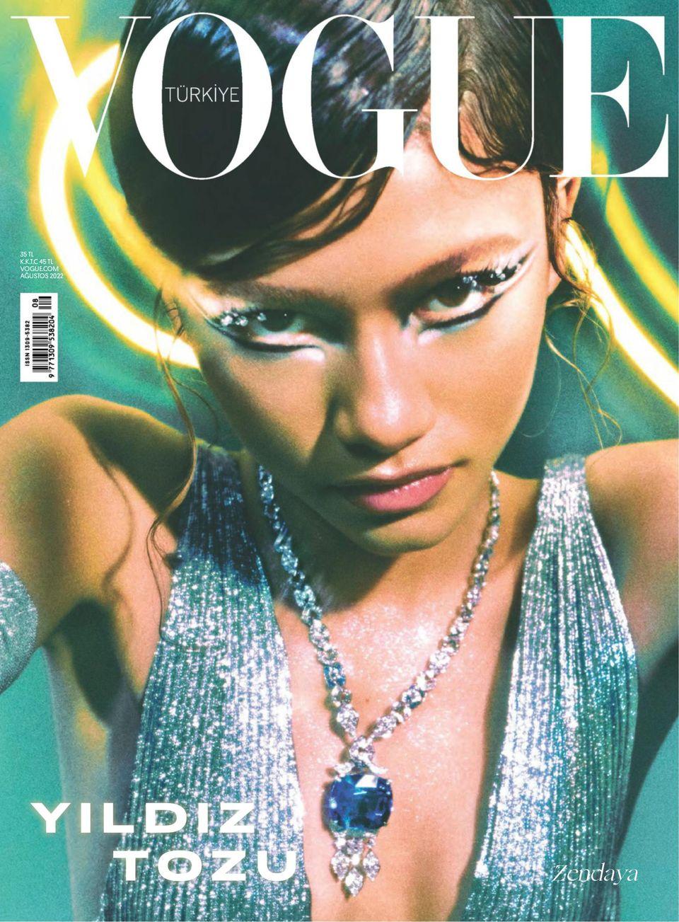 Vogue Türkiye August 2022 (Digital) - DiscountMags.com